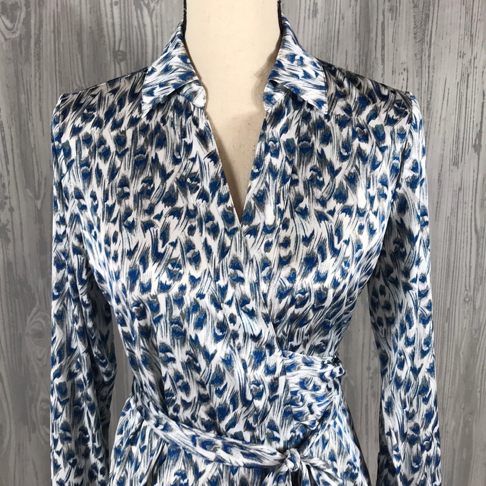 Ann Taylor 4 wrap blouse
